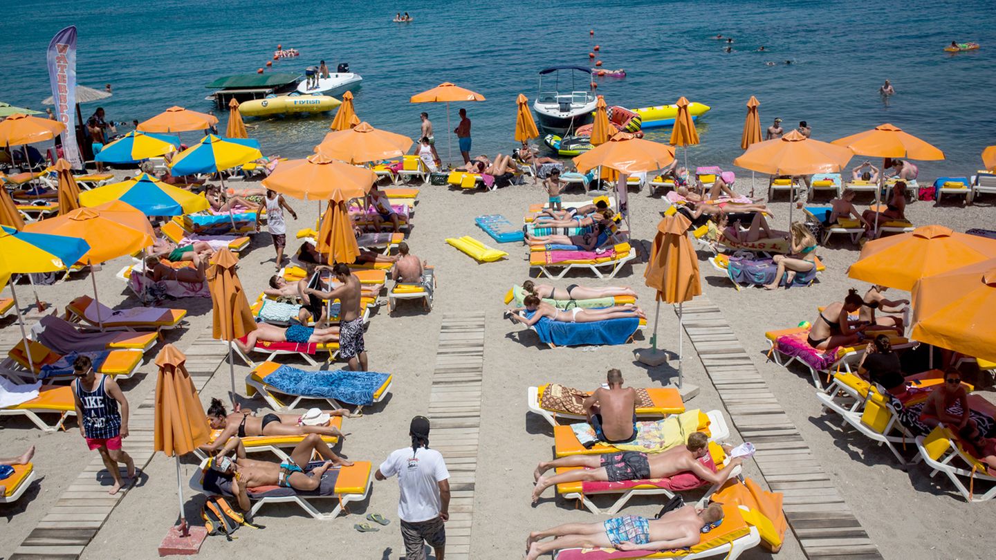 Touristen im Griechenland-Urlaub