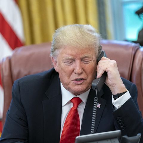 Donald Trump am Telefon