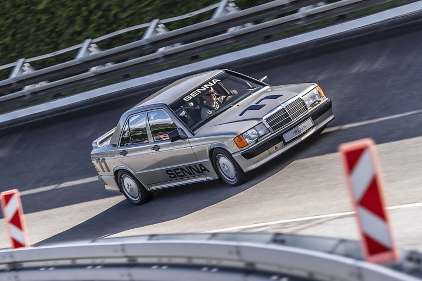 Mercedes 190 E 2.3-16 Senna Lauda 2019