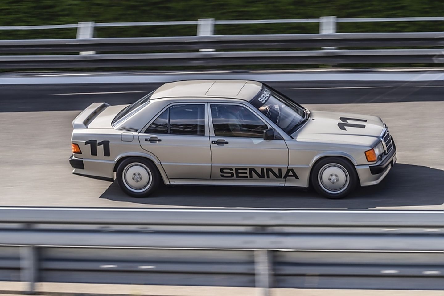 Mercedes 190 E 2.3-16 Senna Lauda 2019
