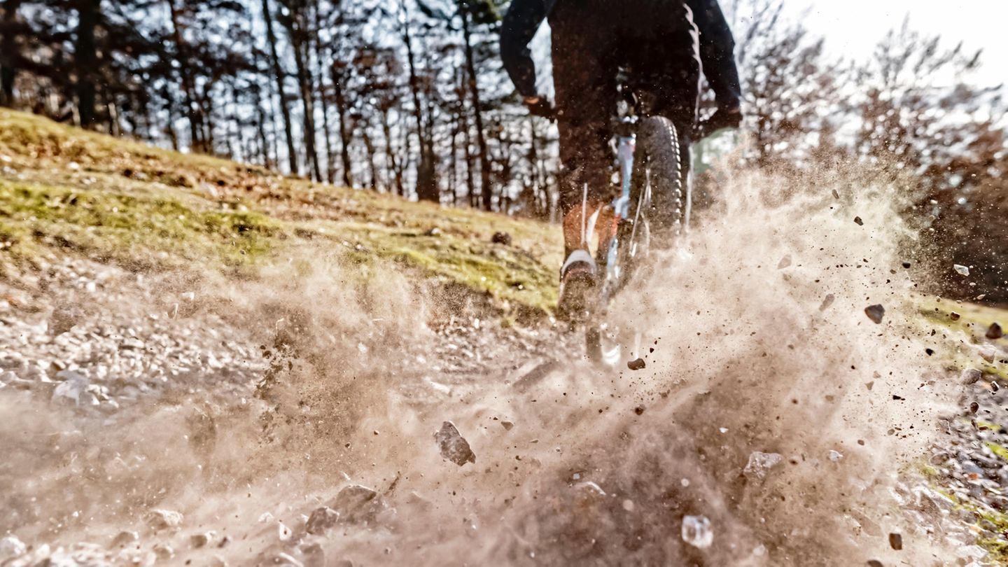 Beim Mountainbiken stürzte Bob B. schwer (Symbolbild)