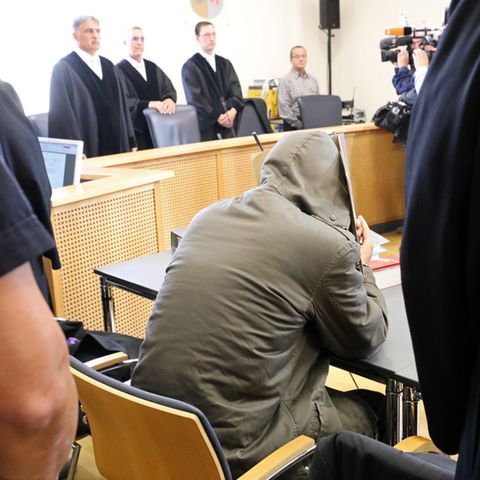 Der beschuldigte Stiefvater soll Leonie schwer misshandelt und keine medizinische Hilfe geholt haben