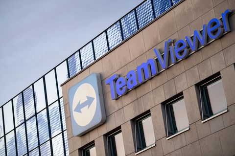 Das Logo des Tech-Konzerns Teamviewer am Hauptsitz