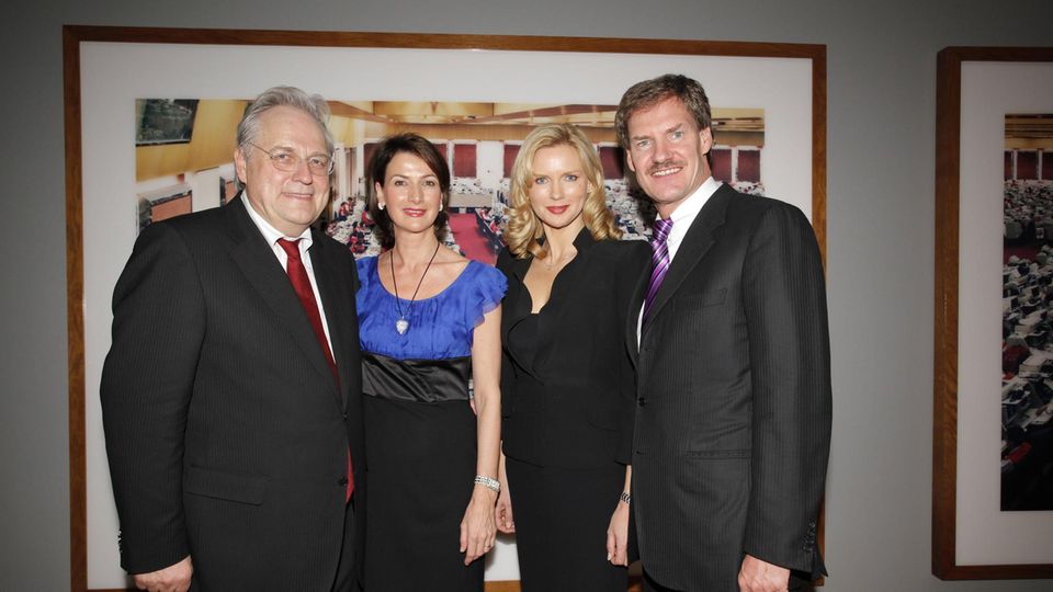 Helge und Dorothee Achenbach mit Veronica Ferres und Carsten Maschmeyer Helge und Dorothee Achenbach mit Veronica Ferres und Carsten Maschmeyer