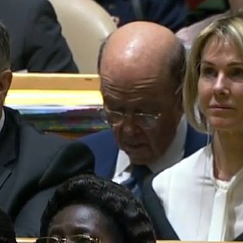 Bei der UN-Vollversammlung in New York kann US-Handelsminister Wilbur Ross die Augen kaum aufhalten.