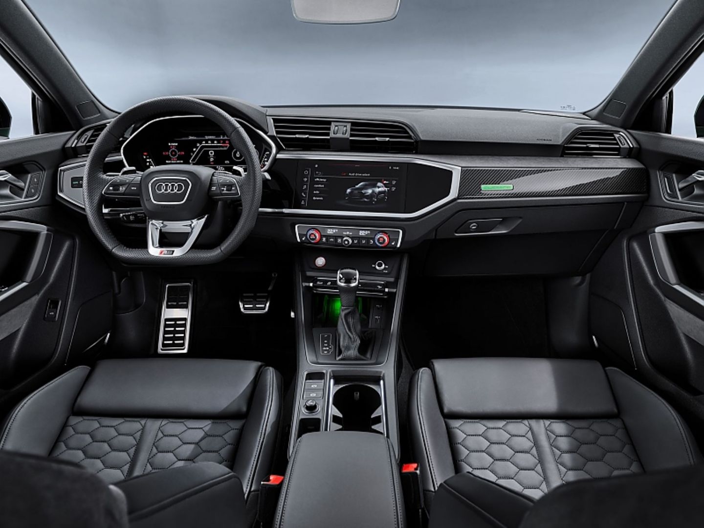 Das Cockpit macht einen wertigen Eindruck