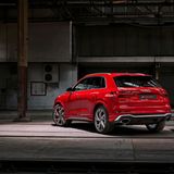 Der Audi RS Q3 ist um 45 Millimeter höher als die Sportback-Version