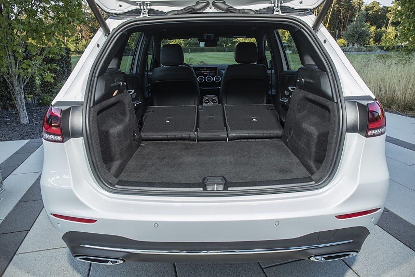 Mercedes B 250e