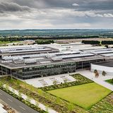 Die Fotovoltaikanlage auf dem Dach misst 3.000 Quadratmeter