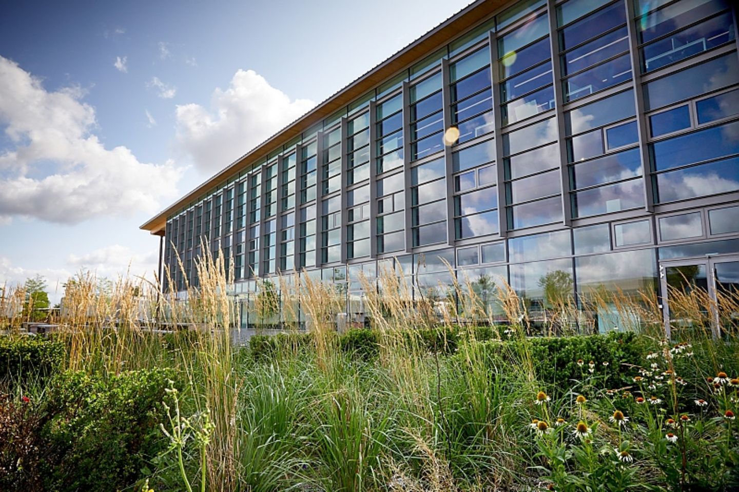 Das neue Jaguar Land Rover Entwicklungszentrum hat fast 500 Millionen Pfund gekostet
