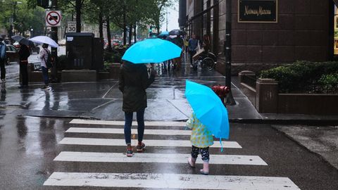 Kinder können in vielen Dingen noch das Positive sehen – selbst im Regen