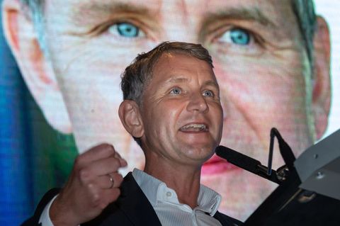Björn Höcke, Spitzenkandidat und Landesvorsitzender der AfD Thüringen, spricht zum Wahlkampfauftakt der AfD Thüringen