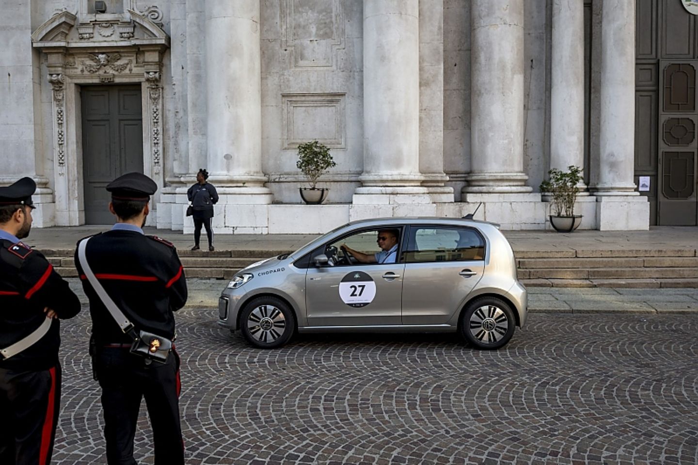 Die Carabinieri hatten ein wachsames Auge auf die Teilnehmer