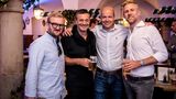 Nils Hardtke (Douglas), Michael Betzelt (E.A. Cosmetics), Horst von Buttlar (G+J) und Björn Strumann (COTY) beim zünftigen Abend im Braustübl.