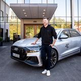 Die Gäste, darunter auch Jochen Schropp, werden mit dem exklusiven AUDI-Shuttle direkt ins Ameron Neuschwanstein gebracht.