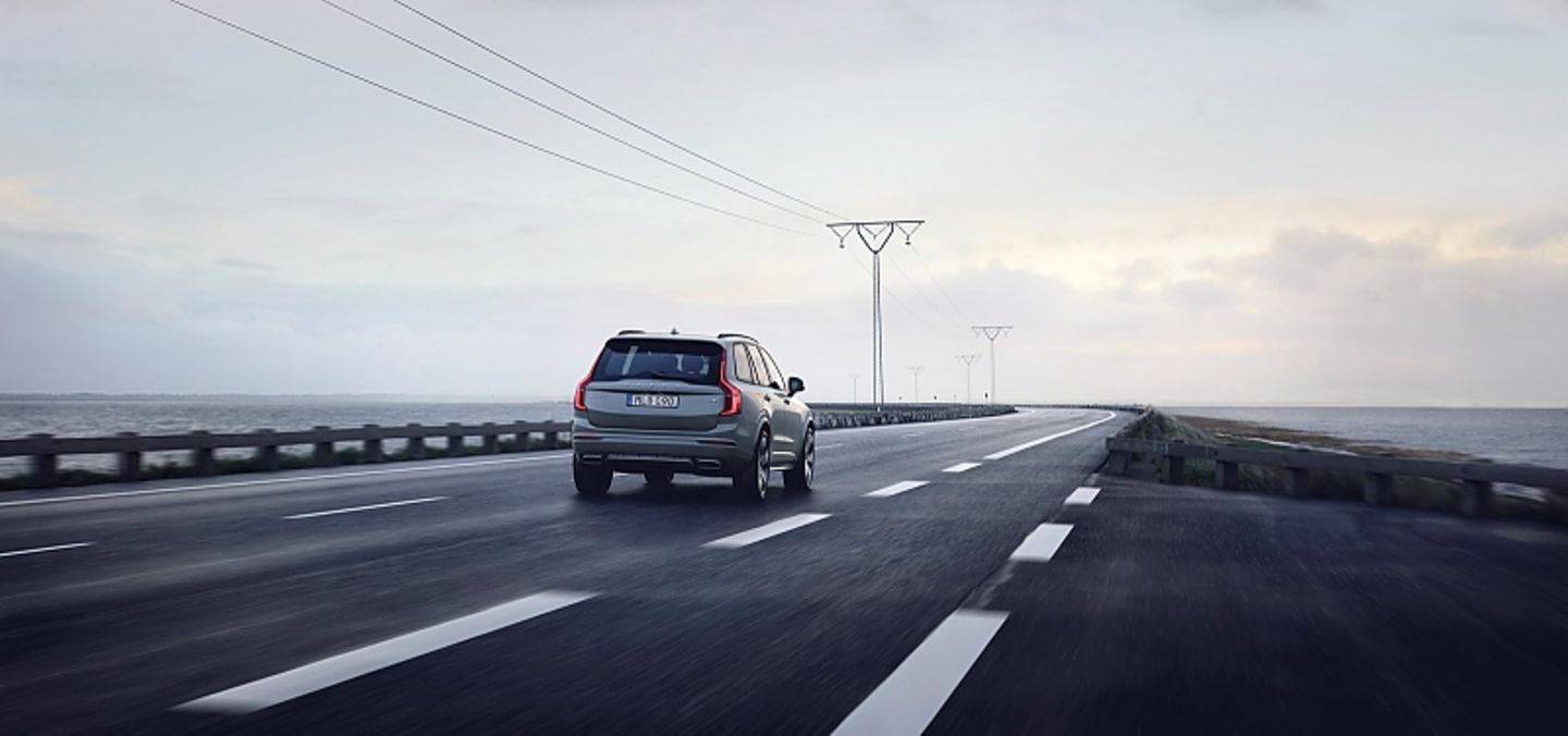Volvo XC90 B5 AWD