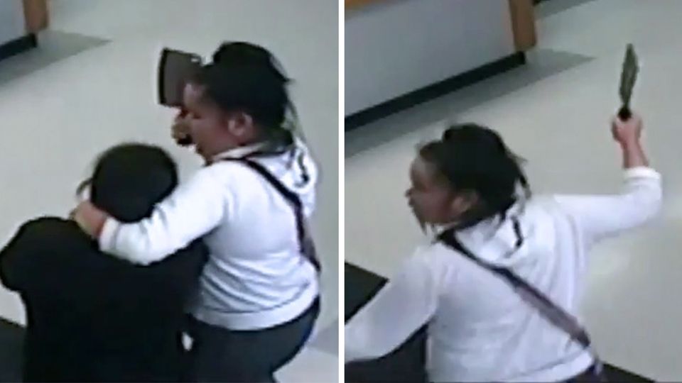 In den USA: Frau mit Fleischerbeil nimmt Geisel auf Polizeirevier In den USA: Frau mit Fleischerbeil nimmt Geisel auf Polizeirevier