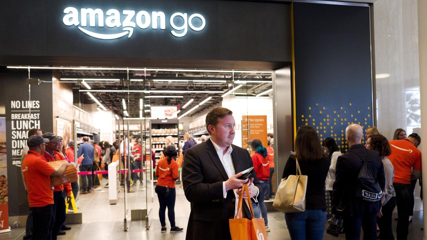 Amazon Go