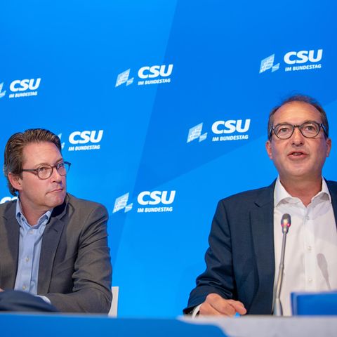 CSU-Landesgruppenchef Alexander Dobrindt (r.), hier mit Bundesverkehrsminister Andreas Scheuer