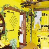 AUTSCH! Das brennt in den Augen!  Die Farbe Gelb soll zwar den Geist beflügeln und intellektuell anregen - doch diese Farbgestaltung erinnert eher an einen Warnhinweis auf radioaktive Stoffe. Schnell weiterklicken!