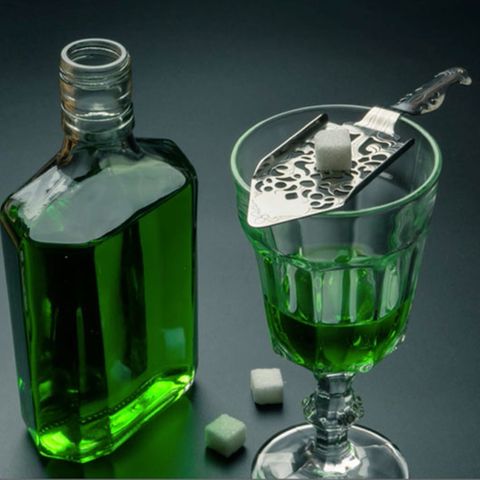 So trinken Sie Absinth richtig