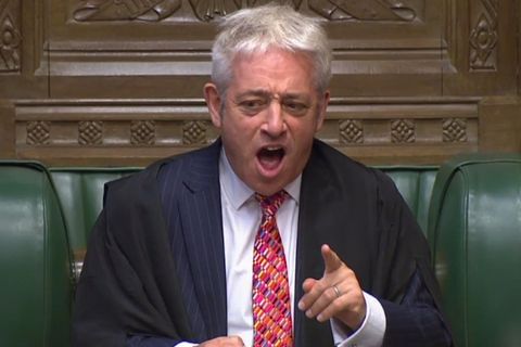 Bei einer Sitzung des britischen Unterhauses versagt die Stimme vom Parlamentspräsidenten John Bercow.