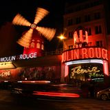 Moulin Rouge von außen