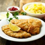 Schnitzel auf einem Teller
