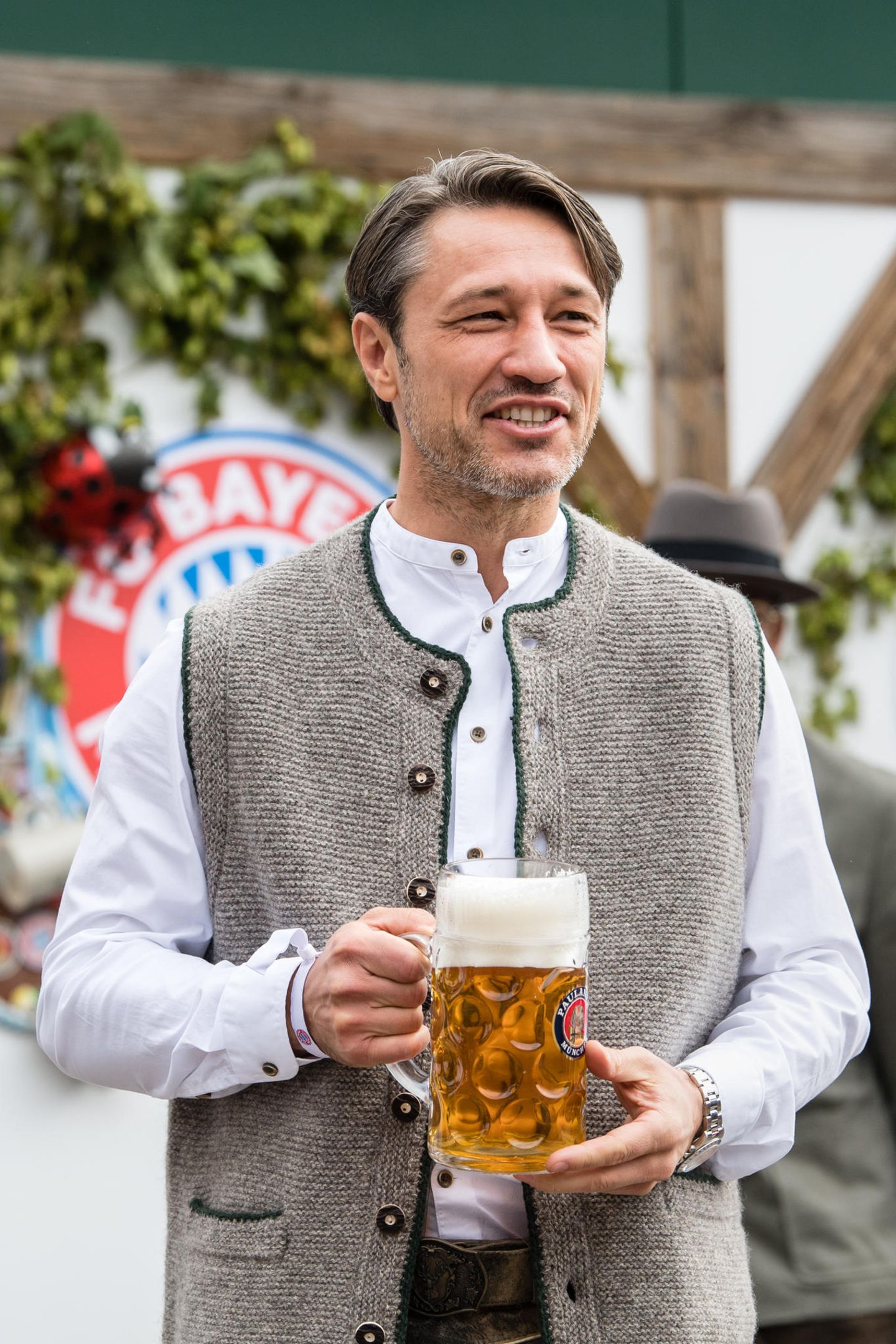 Standesgemäß im traditionellen Oktoberfest-Outfit: Bayern-Trainer Niko Kovač.