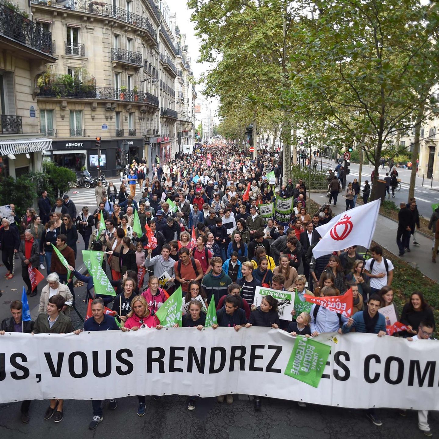 Frankreich: Tausende demonstrieren gegen knstliche Befruchtung fr alle |  STERN.de