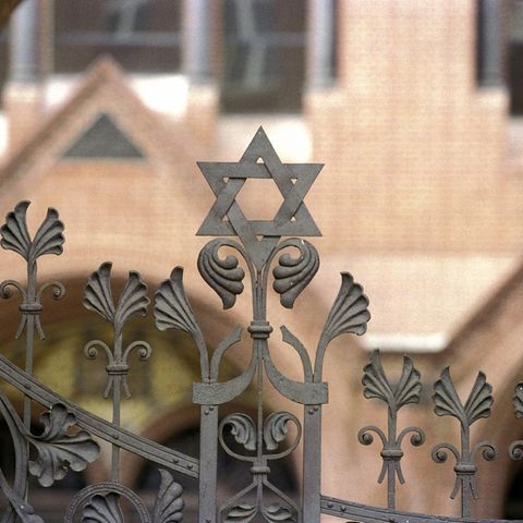 Davidstern am Eingangstor zur ältesten Synagoge Berlins