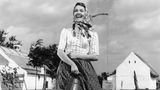 Als verführerische Bauerstochter "Piroschka" feierte Pulver in "Ich denke oft an Piroschka" 1955 einen großen Leinwanderfolg. Die Sehnsucht nach heiler Welt im Nachkriegsdeutschland war groß, Pulver einer der Stars, die sie befriedigte. Pulver, die in Bern eine Schauspielschule besuchte, war lange Zeit auf burschikose, freche Frauenrollen festgelegt.