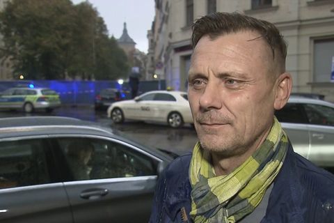 Antisemitisches Attentat in Halle: Der Anschlag findet neben seiner Bäckerei statt: So erlebt René Friedrich das Attentat