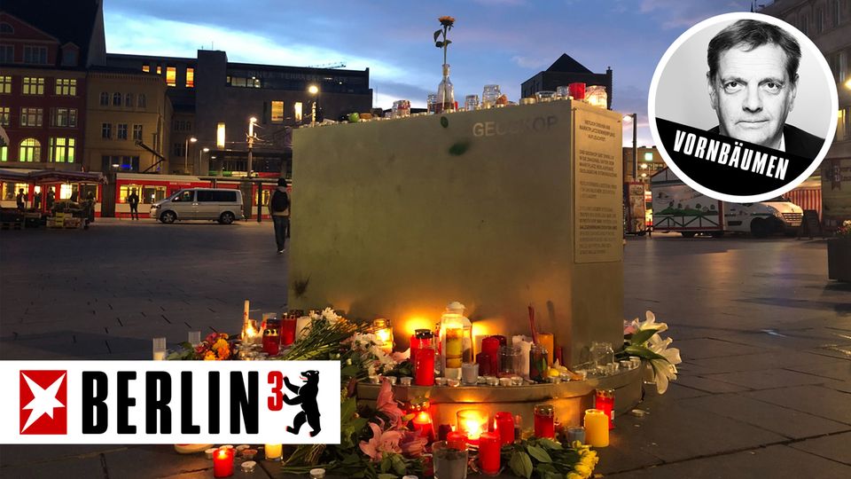 Anschlag in Halle: Warum wir mit der Schuldfrage nicht leichtfertig jonglieren sollten Blumen und Kerzen liegen nach dem Angriff auf die Synagoge in Halle mit zwei Toten am Vortag am Geoskop auf dem Marktplatz