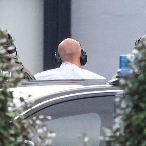 Attentäter Stephan B. auf dem Weg zum Haftprüfungstermin in Karlsruhe