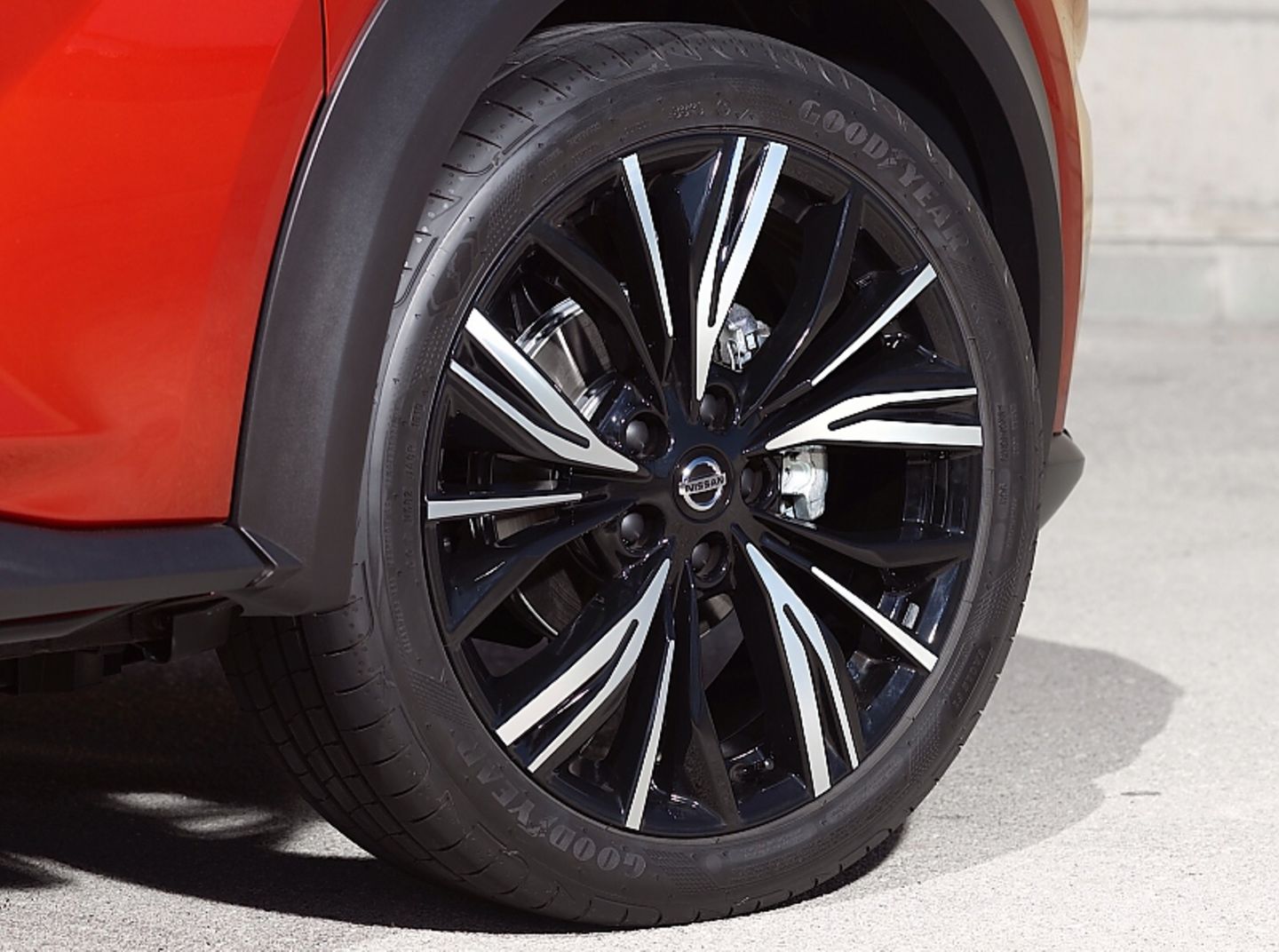 Leichtmetallfelgen am Nissan Juke