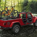 Der Jeep Gladiator kann mit bis zu 725 Kilogramm beladen werden