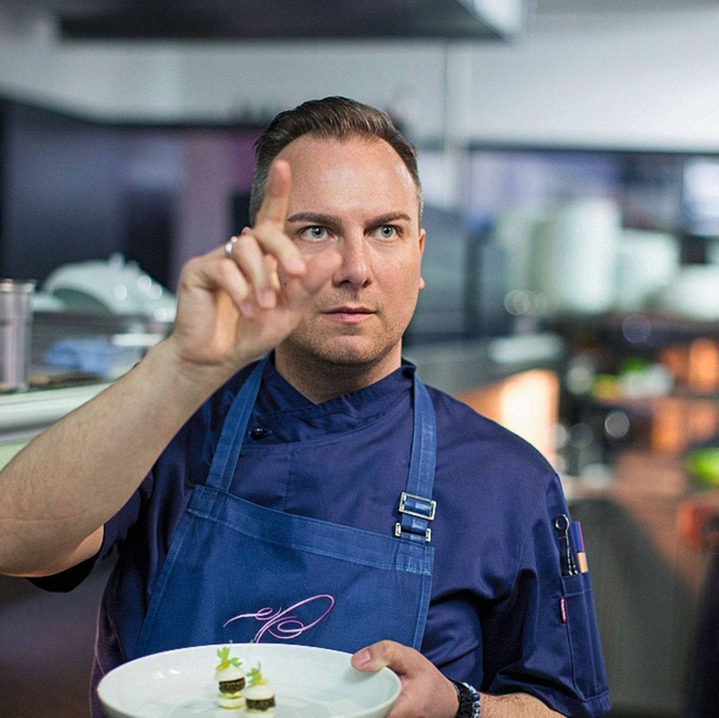 Tim Raue Currywurst Grenzt An Korperverletzung Stern De