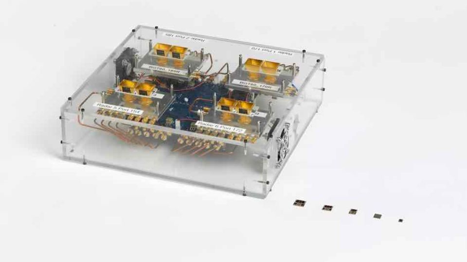 Die Chips des Project Soli wurden in den vergangenen Jahren stark miniaturisiert. Die Chips des Project Soli wurden in den vergangenen Jahren stark miniaturisiert.