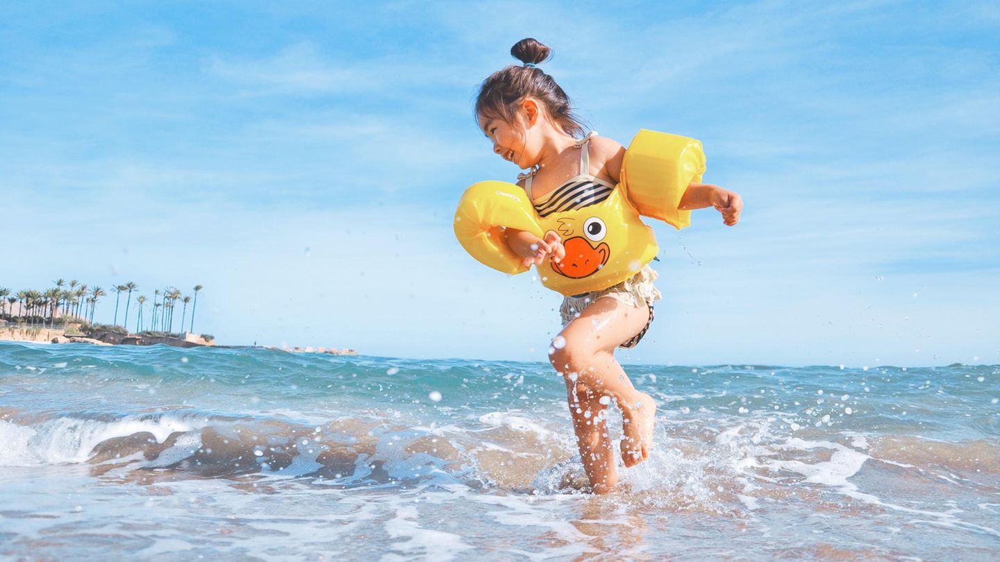 Kinder lieben die Ferien – für Eltern sind sie manchmal schwierig zu organisieren