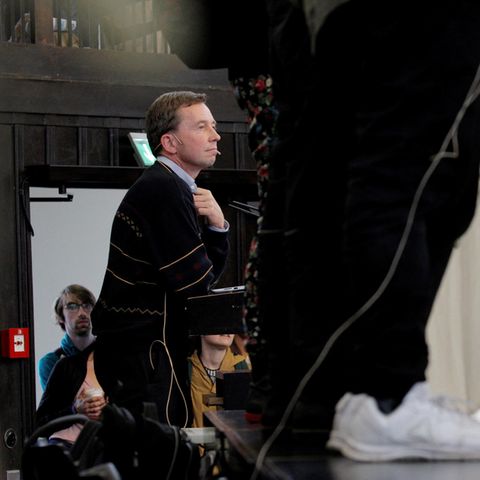 AfD-Mitgründer Bernd Lucke (l.) versucht an der Universität Hamburg seine Antritts-Vorlesung zu halten