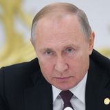 Wladimir Putin blickt entschlossen
