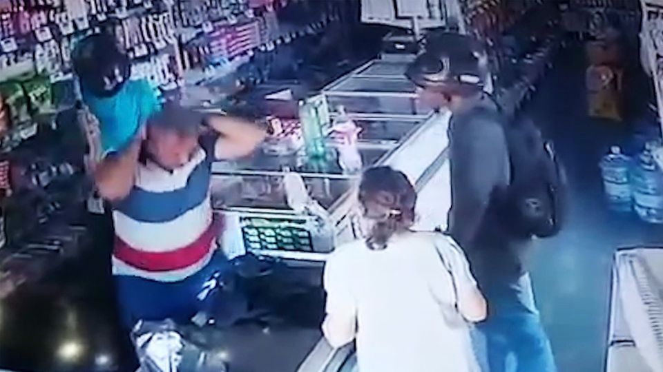 In Brasilien kommt es während eines Raubüberfalls zu einer kuriosen Szene