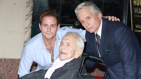 Cameron Douglas, Kirk Douglas, Michael Douglas
