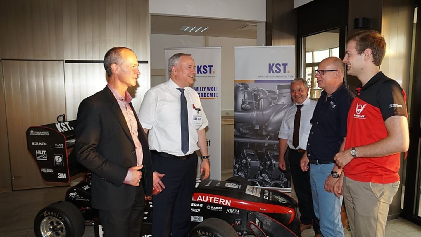 KST Motorenversuch