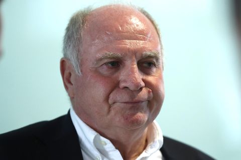 Die Laune von FCB-Präsident Uli Hoeneß hatte sich auch am Montag noch nicht nachhaltig aufgehellt