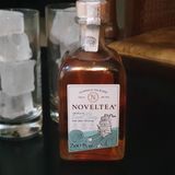 Noveltea ist in Großbritannien schon berühmt - zumindest bei den Zuschauern von "Dragon Den", dem UK-Zwilling von "Die Höhle der Löwen". Dort gab es zwar keinen Deal, weil sich die Gründer nicht für so wenig Pfund von so viel Firmenanteilen trennen wollten. Doch durch eine Crowdfunding-Kampagne kam Geld in die Kasse: 342.000 Pfund sammelte das Noveltea-Duo ein.