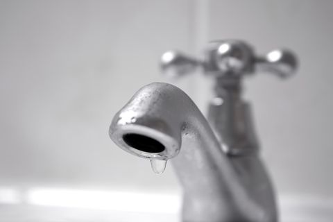 Der Wasserhahn setzt schnell Kalk an