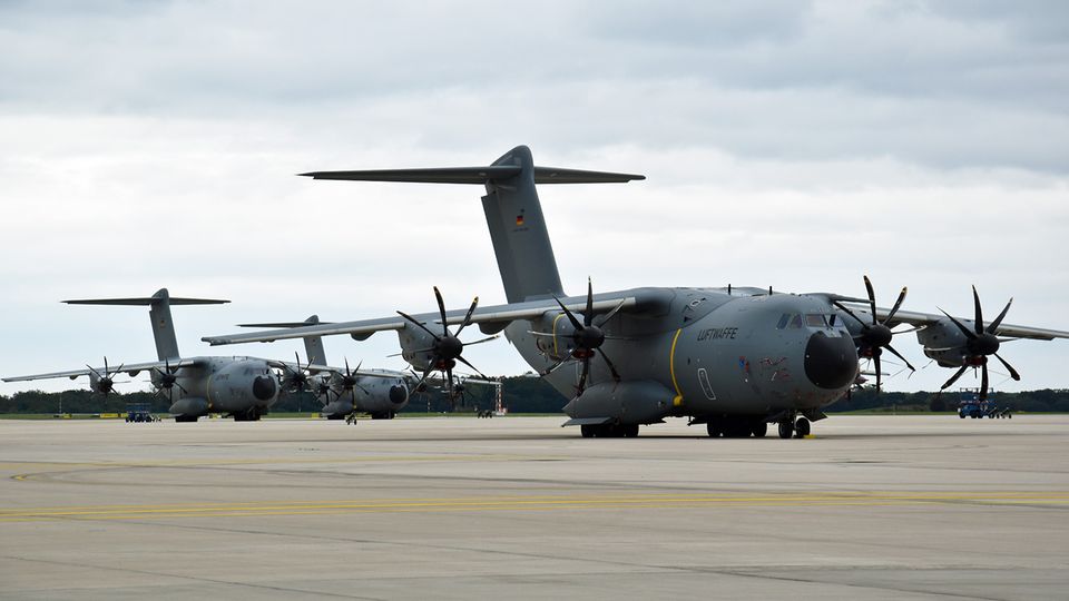 Airbus A400M: Der Problemflieger der Luftwaffe fliegt - mehr oder ...