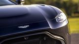 Die Front des Aston Martin Vantage AMR ist genauso ansehnlich, wie die des regulären Vantage